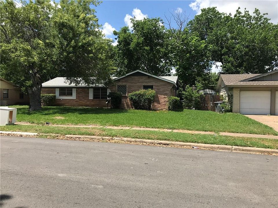 1st image of 917 Havenwood Dr