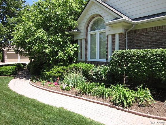 3rd image of 4177 Bandury Dr