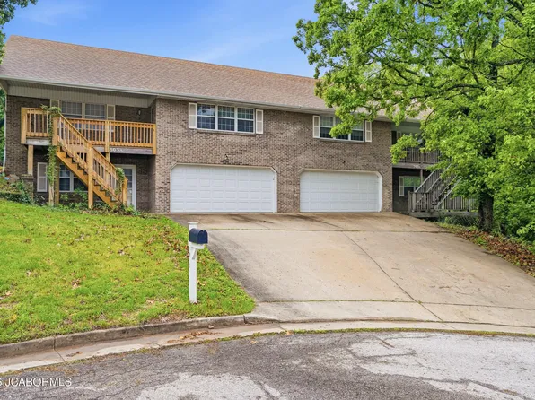 303 Tanner Bridge Ct, Jefferson City, MO 65101