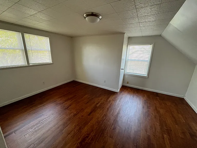 3117 Elmwood Dr — Photo 11