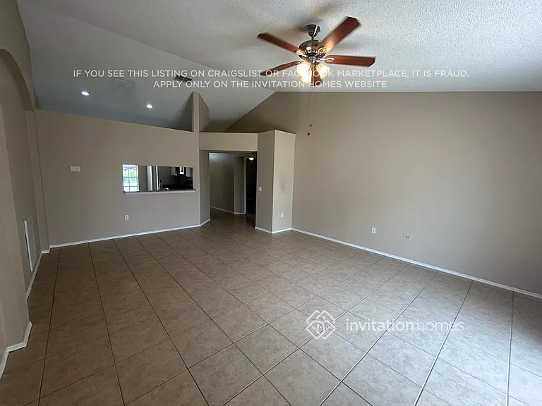 5261 English Dr — Photo 4