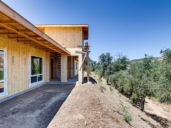 4th image of 12178 Lilac Heights Ct