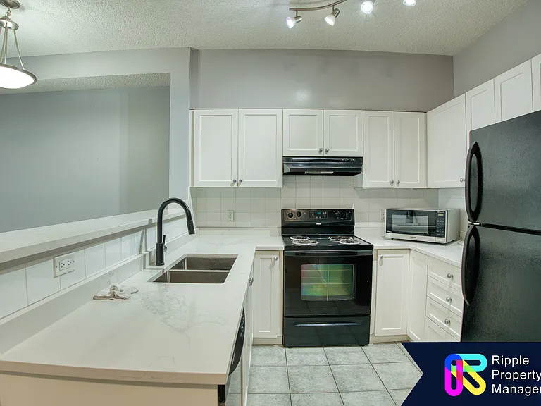 333 Taravista Dr NE #2403 — Photo 3