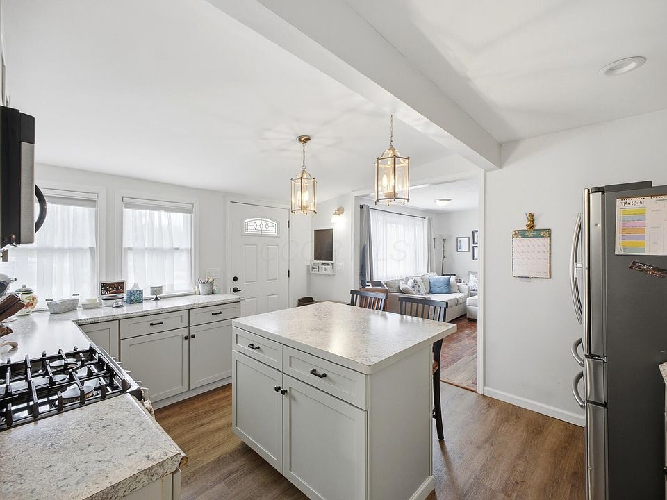 8305 Beech Ave, Galena, OH 43021 | Zillow