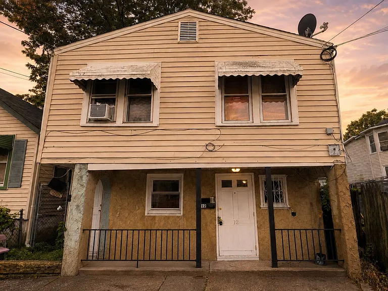 12 Borden Ave — Photo 1