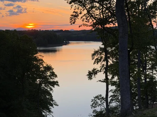 LOT 22 Cliffs Dr, Union Hall, VA 24176