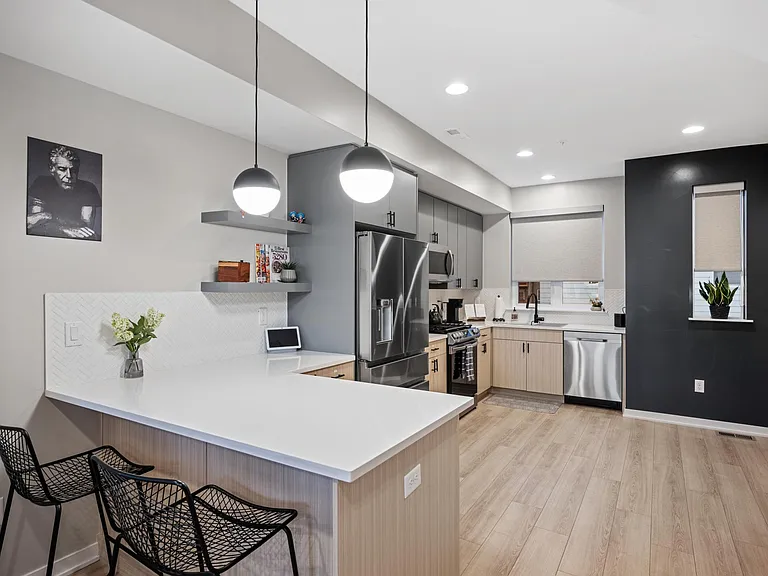 This kitchen is no ordinary kitchen. The fridge has a filtered water pitcher that refills itself, the dishwasher opens automatically when it finishes a cycle, & G00gle Home can be your personal assistant to help plan your day and play the best tunes!