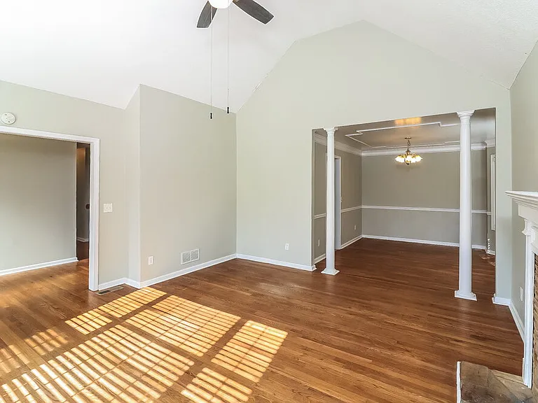 2054 Spicers Ln — Photo 7