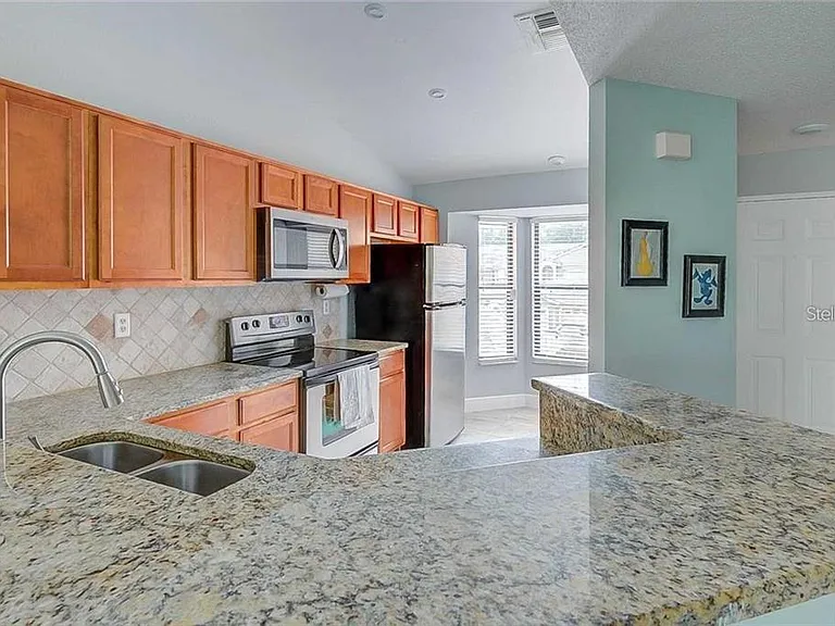 7863 Sugar View Ct #7863 — Photo 3