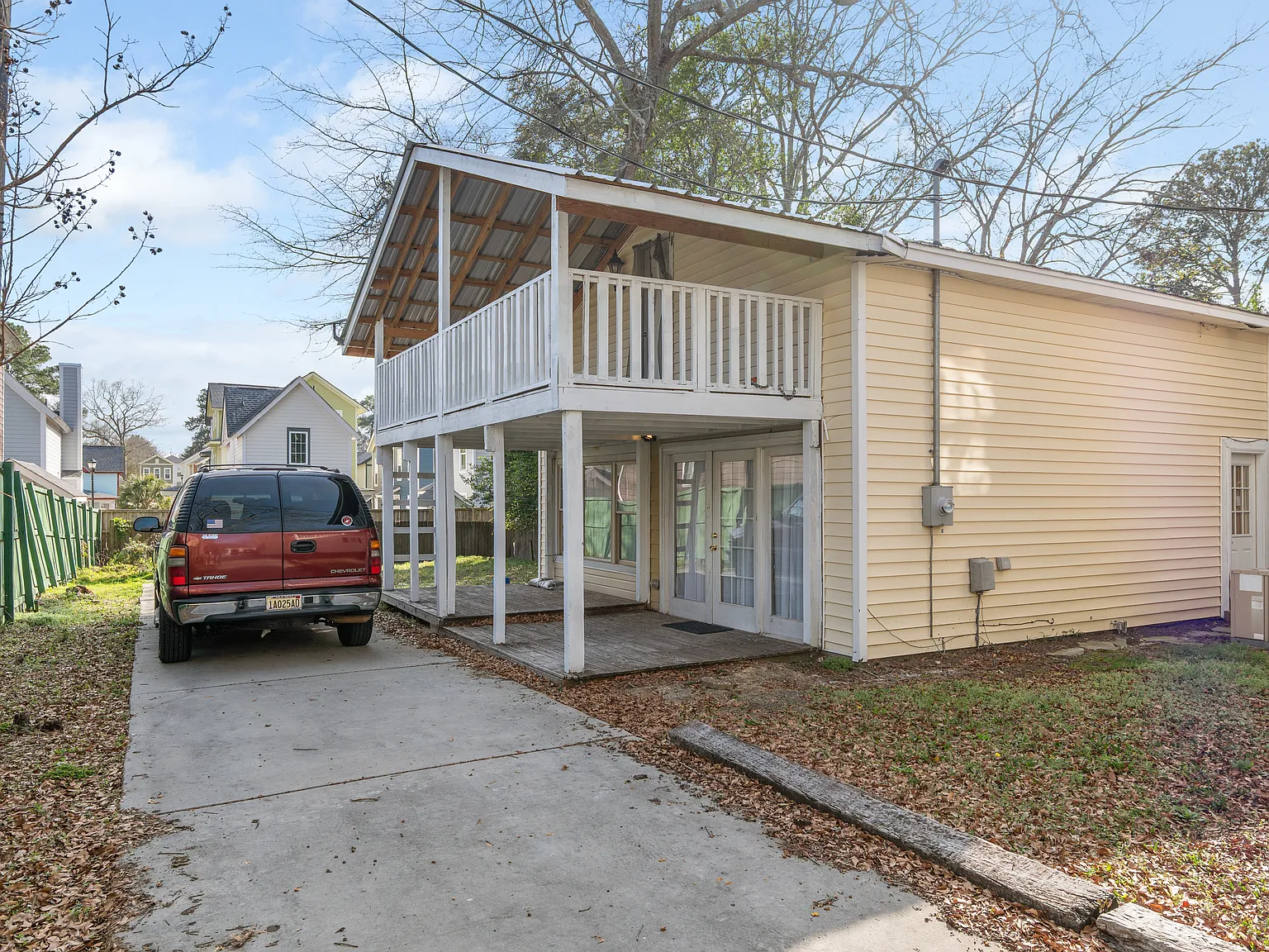 5 bed, 2700 sqft, $4,500 — Photo 2