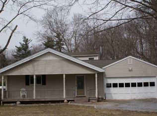 21 Alma Ave, Lake Grove, NY 11755