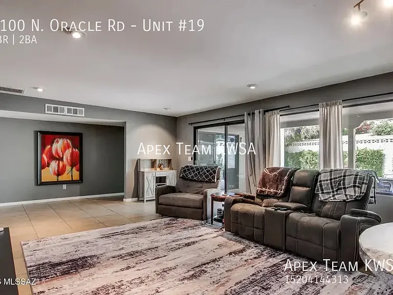 6100 N Oracle Rd #19 — Photo 2