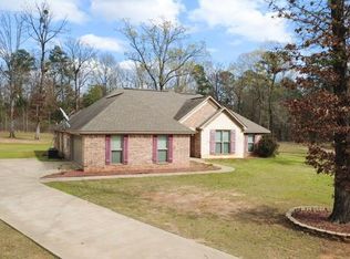 610 Stoneridge Dr, Queen City, TX 75572