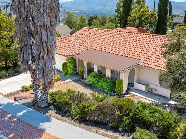 16528 Nearview Dr, Santa Clarita, CA 91387