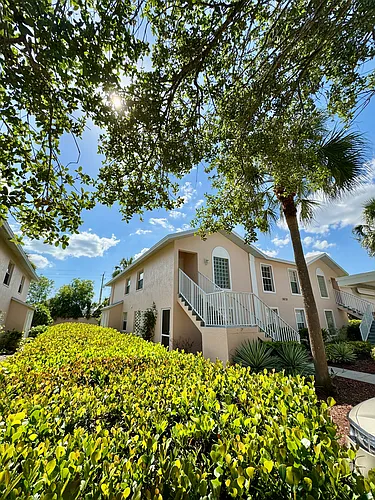 26747 Little John Ct #10 Photo 1