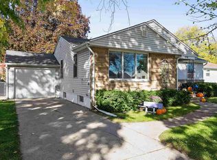 804 S Oneida St, Green Bay, WI 54304