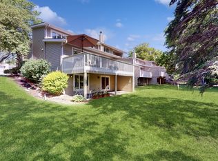 8278 Kingslee Rd, Bloomington, MN 55438