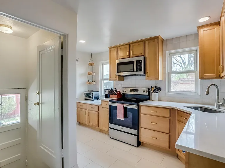 3926 W 26th Ave — Photo 13