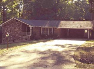 855 Sinyard Rd, Lithia Springs, GA 30122