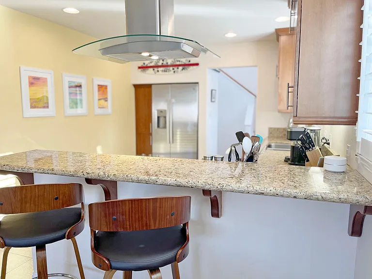 2440 Greenwood Ave — Photo 19
