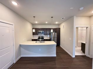 2102 Antoine Dr #1105, Houston, TX 77055