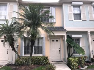 63 Simonton Cir, Fort Lauderdale, FL 33326