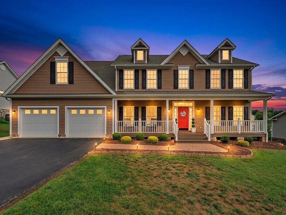 1st image of 5927 Crumpacker Dr