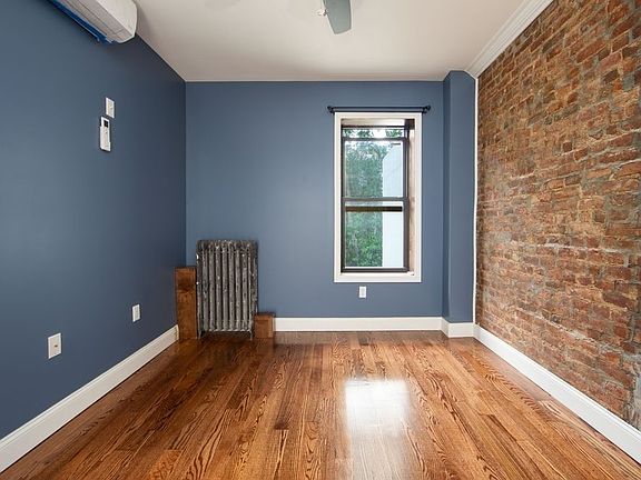3rd image of 303 Hart St APT 3