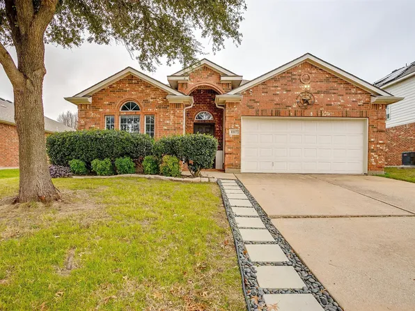 1117 Melrose Dr, Burleson, TX 76028