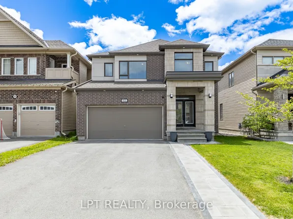 908 Pedigree St, Ottawa, ON K2S 0Y5