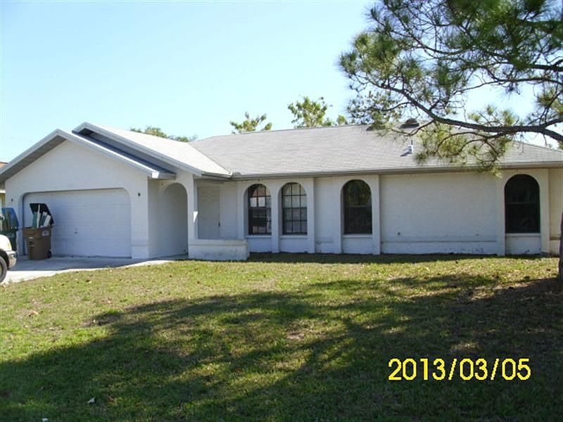1st image of 621 SE 1st Pl