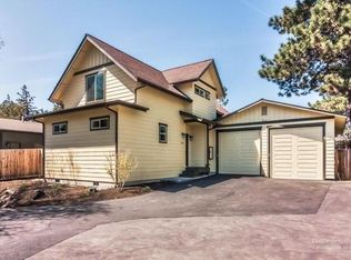 2563 NE 8th St, Bend, OR 97701