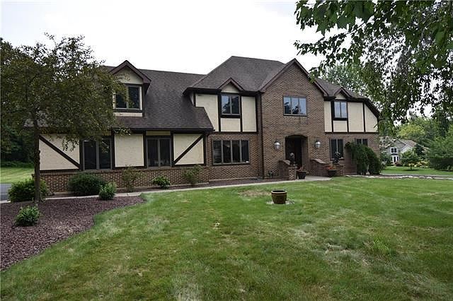 1st image of 388 Stonegate Rd