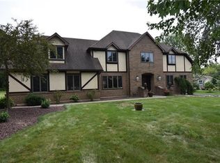 388 Stonegate Rd, Wind Gap, PA 18091