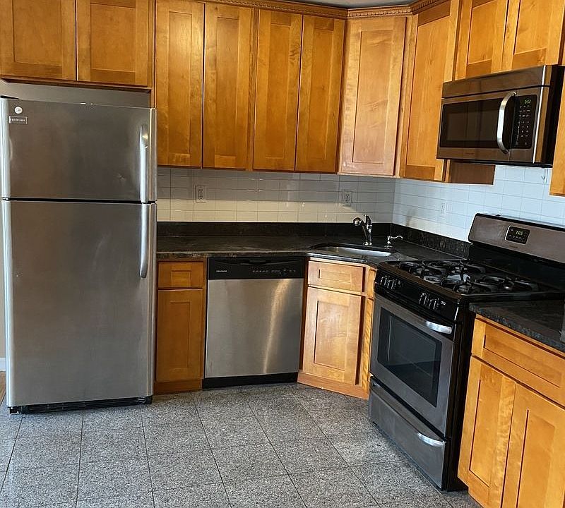 1st image of 2590 41st St APT 2R