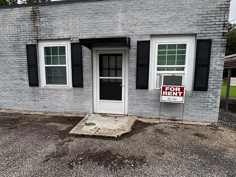 1217 Highway 268 #1 — Photo 1