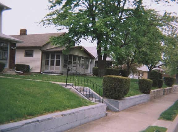 2nd image of 2720 S Shelby St