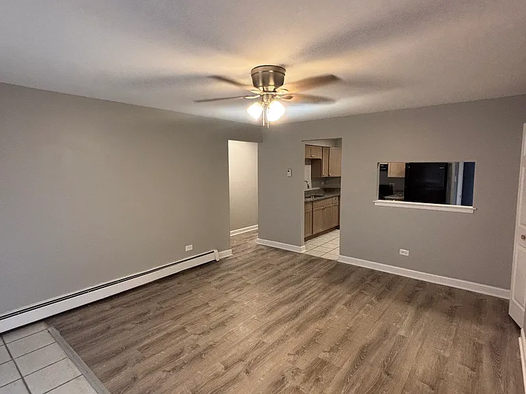 21907 Jeffrey Ave — Photo 3