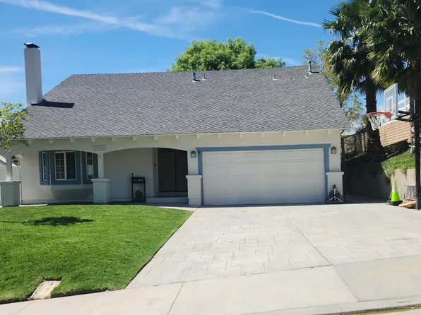29259 Snapdragon Pl, Santa Clarita, CA 91387