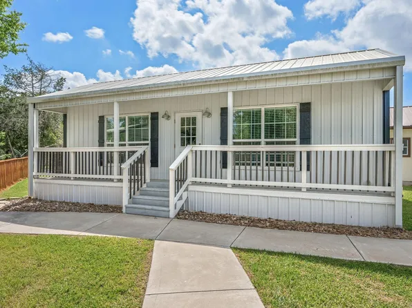 412 Leaning Oak Ln, Somerville, TX 77879