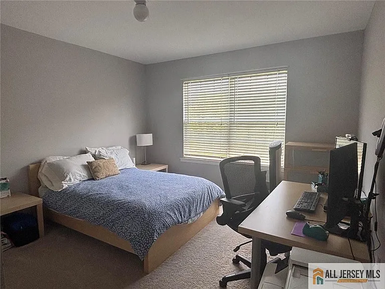 12 Colmart Way — Photo 11