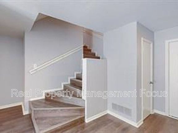 5th image of 14724 Overview Dr