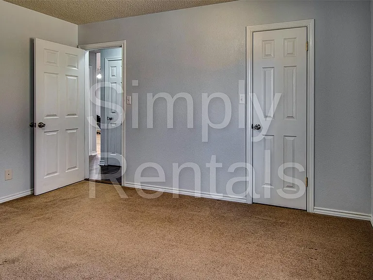 182 County Road 2426 — Photo 22