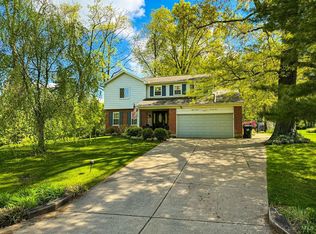 873 Meadow Ridge Dr, Cincinnati, OH 45245