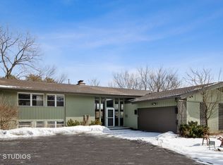 383 Larkspur Dr, Highland Park, IL 60035