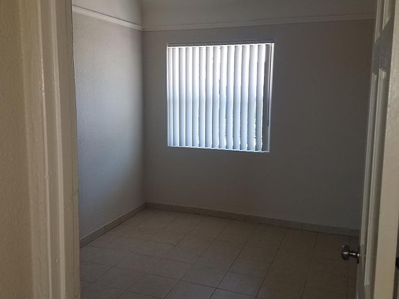2nd image of 4165 Euclid Ave