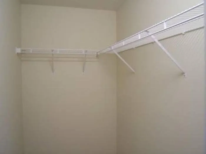 3 bed, 1300 sqft, $1,900 — Photo 4