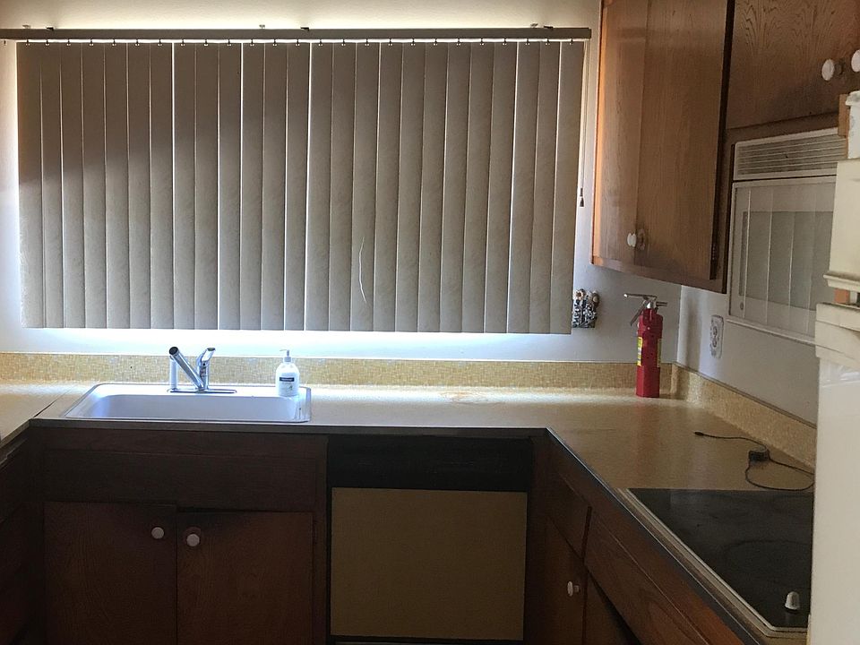 1st image of 4978 Scotia Ave
