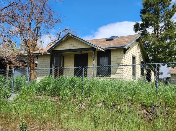 105 W Oregon Ave, Klamath Falls, OR 97601