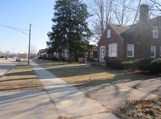 14700 Lydia Ave, Eastpointe, MI 48021